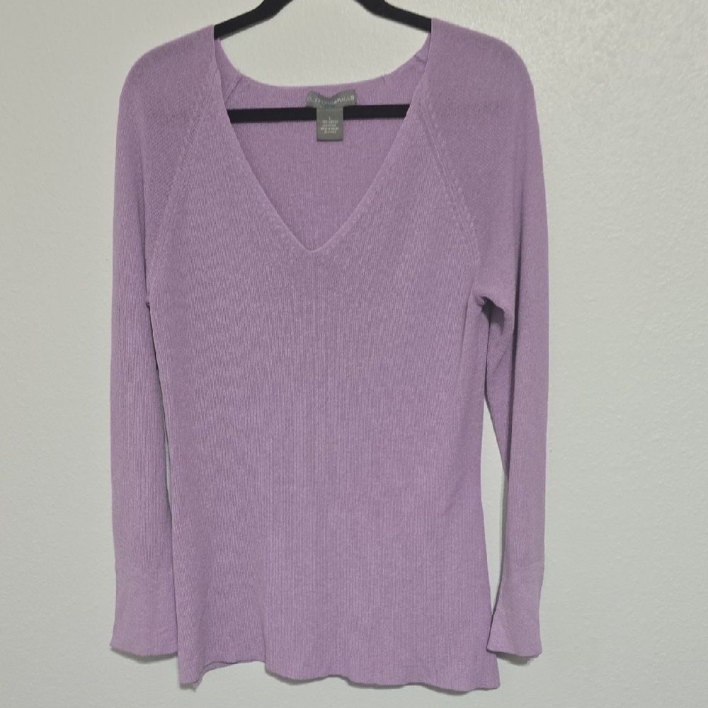 Lavender V-Neck Women's Blouse
